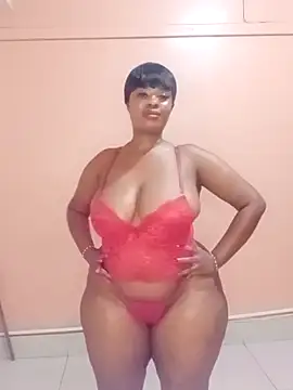 Luciouslips00