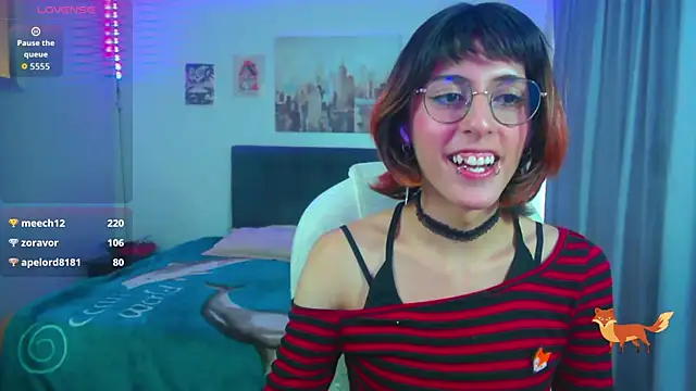 goth_minerva webcam
