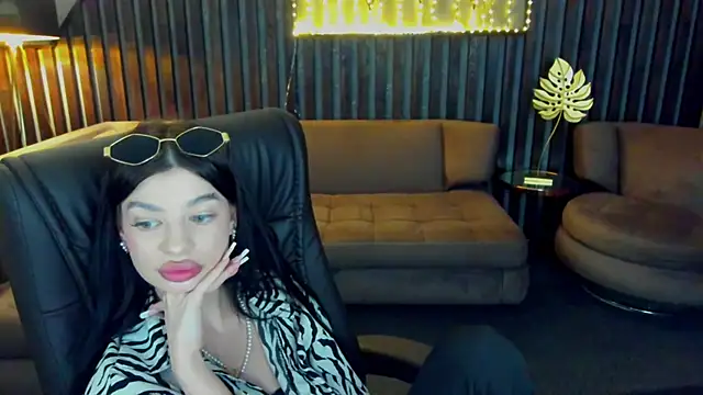 Mia__Mia_ webcam