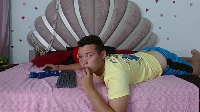 sven_fox723 webcam