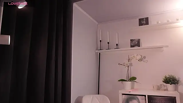 sweettener_ webcam