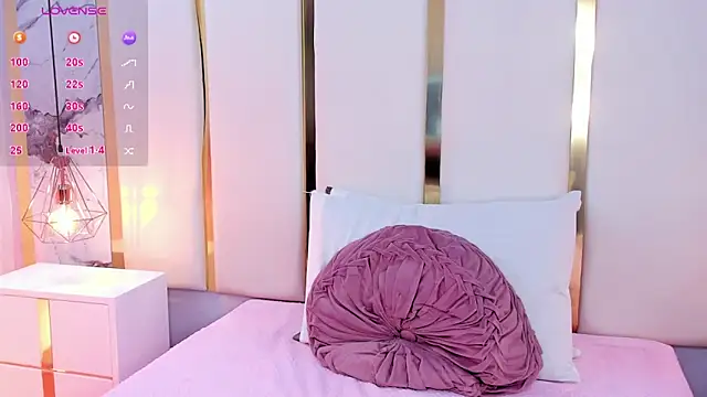 KamilaVegga webcam