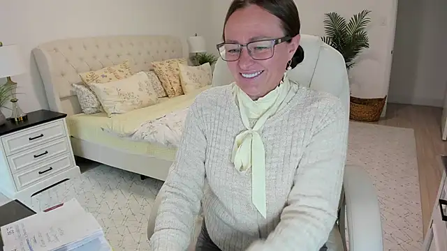 vika73 - Vika73's free webcam - UK Sex Cams