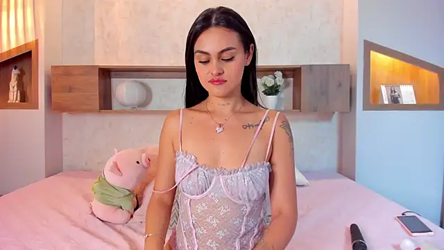 Emilly_Beaumont webcam