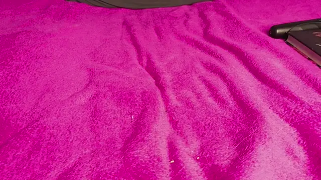 Alice_Pops webcam
