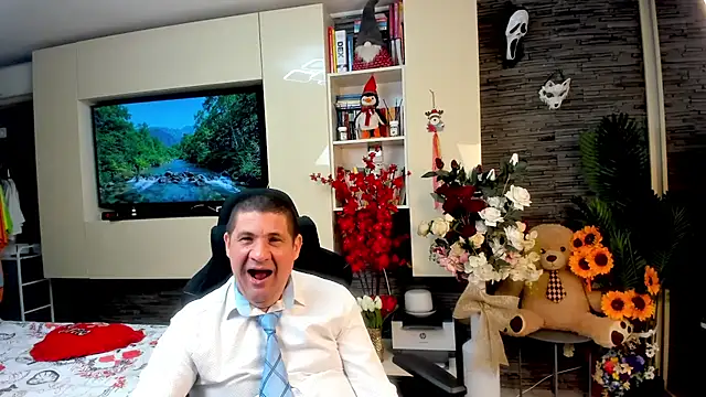SpartacusDaddy48 webcam