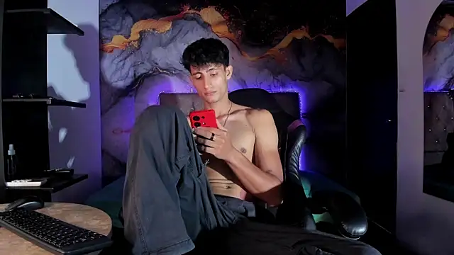 MaxiimoRomano_ webcam