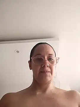 nicolle_milf1978 live sex cam