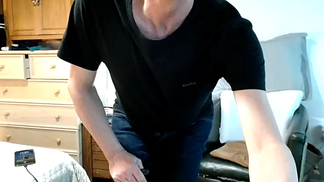ImYourXtoy webcam
