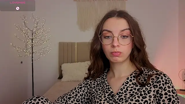 Real_cutie1 webcam