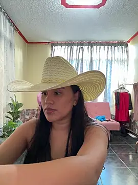 laure_torres webcam