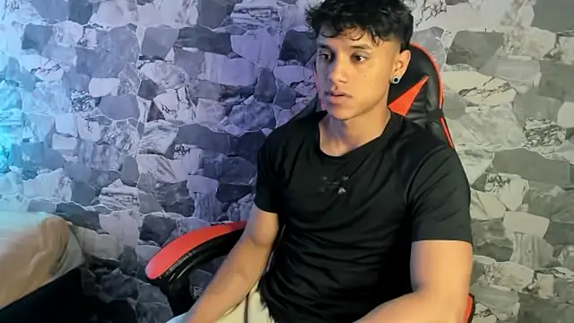 ZYZZ1312 webcam
