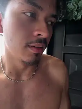 NicolaiKarav webcam