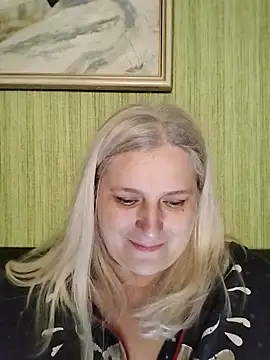 NyushaLollipop webcam