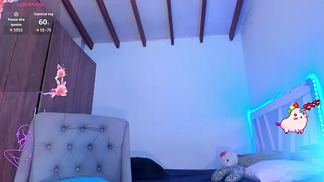 SkyeGabbyRose webcam