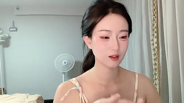 1X-yiyi webcam