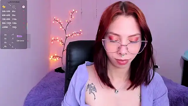 laura_olssen27 - Laura_Olssen27's free webcam - UK Sex Cams