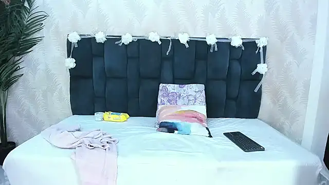 Ariana_Diosa webcam