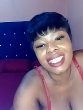 Luciouslips00 webcam