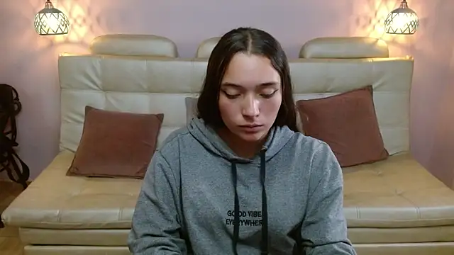 Marianne_Cam webcam