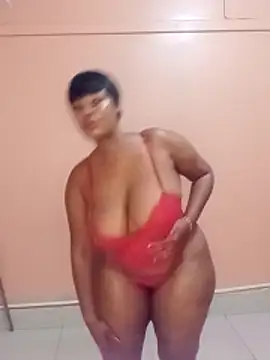 Luciouslips00