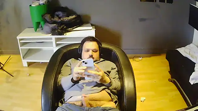 Bebemickey75 webcam