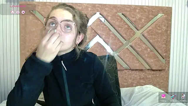 _isaabellaa webcam