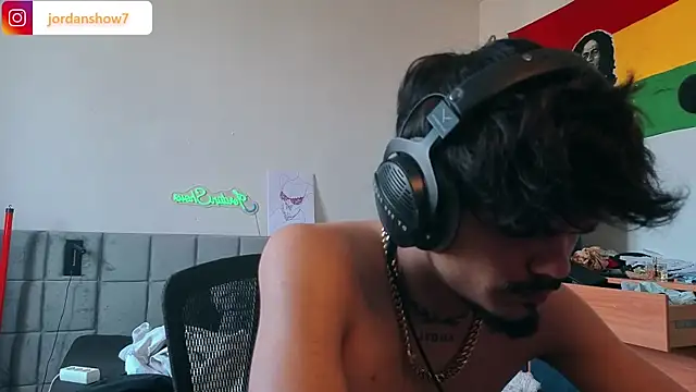JordanShow webcam