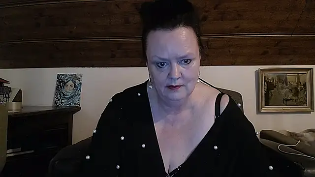 TiffanyMature webcam
