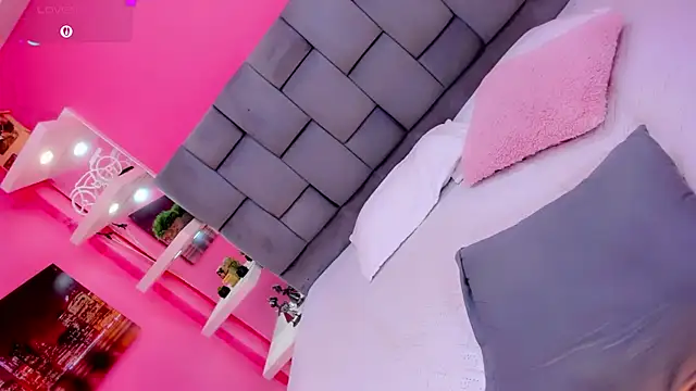 Michelle_San webcam