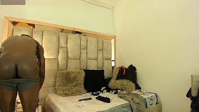 Titan_Moreno_ webcam