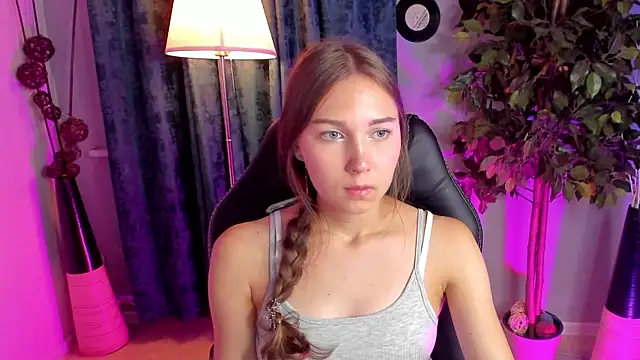 OliviaLang webcam