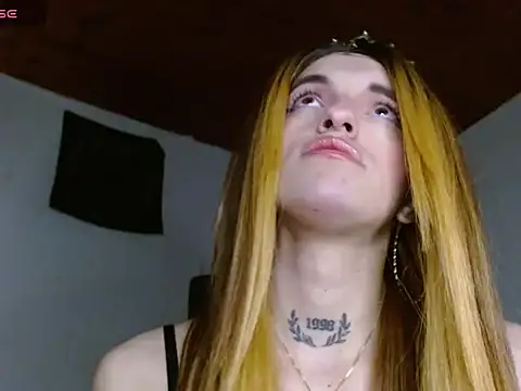 Scarlett_crastrawberry webcam