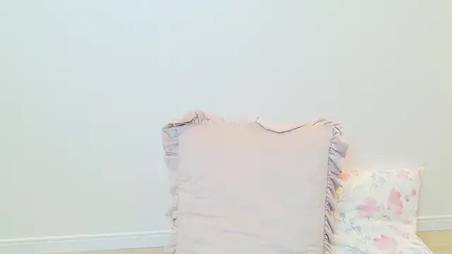 chat__MIYU webcam