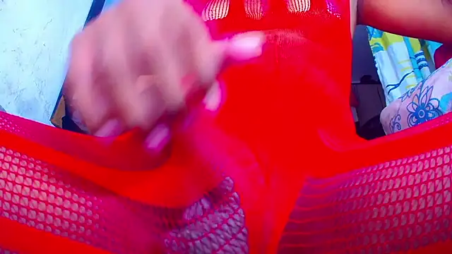 Ts_veryhot webcam