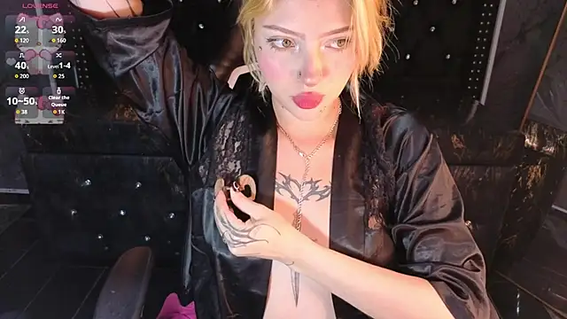 Kitty_fox_b webcam