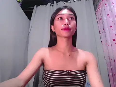 katrina_bigcock69 webcam
