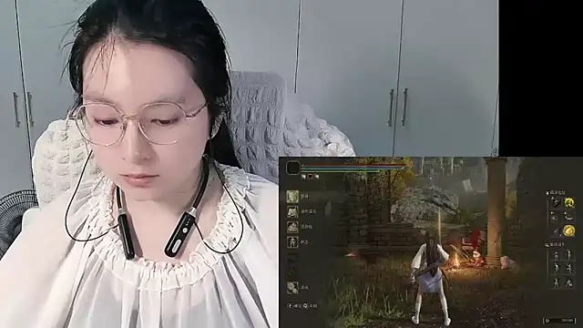 Eeya-36 webcam