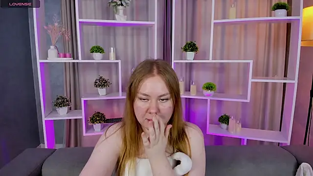 AlexaaBee webcam