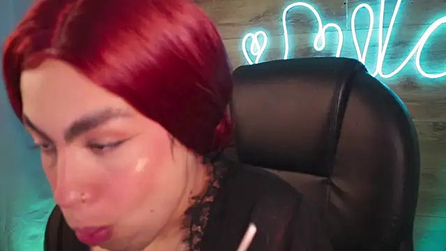 miila_snow - Miila_snow's free webcam - UK Sex Cams