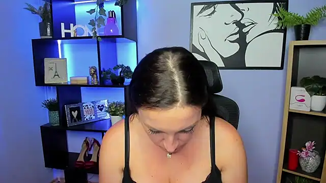 FUN_AMI live sex cam