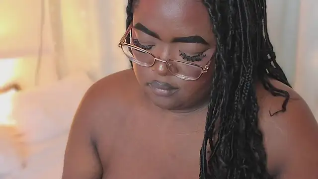 Ayanaa_Ebony_ webcam