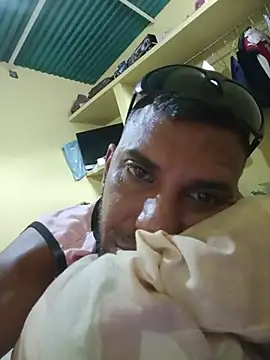 UnreadyChutzpa webcam
