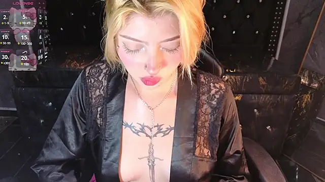 Kitty_fox_b webcam
