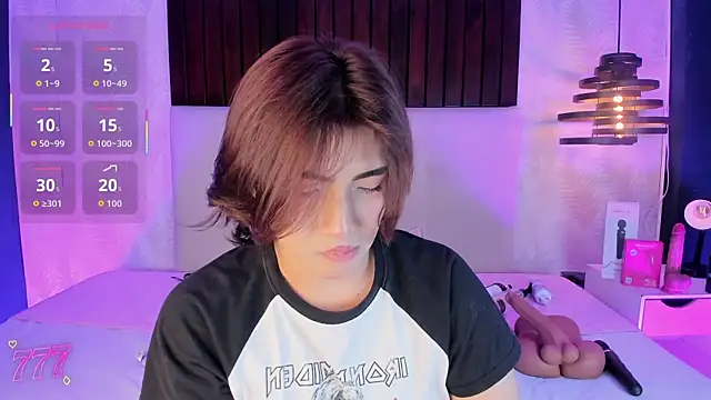 Creamy_Angelo webcam