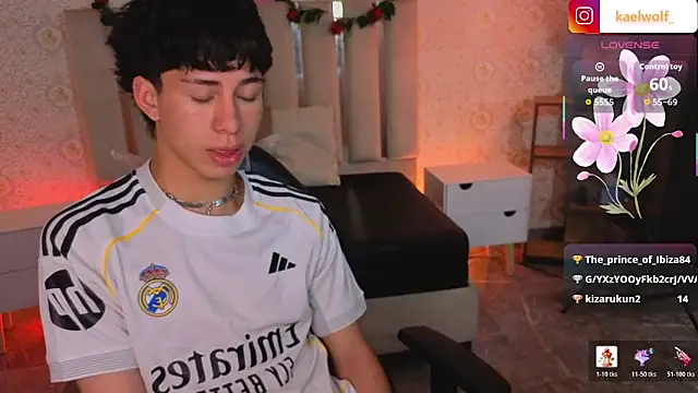 kaelwolf_tay webcam