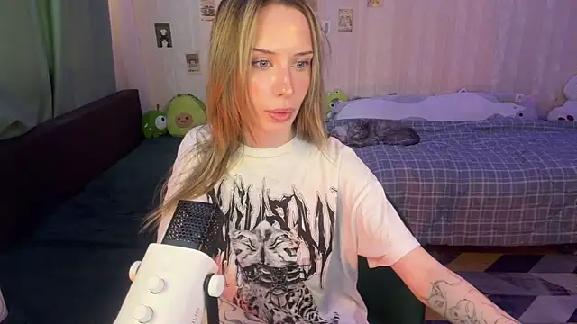 DellaCampbell webcam