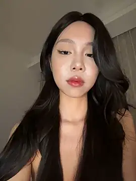 jolie_33 webcam