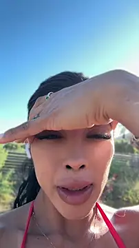 KalaBeckett_ webcam
