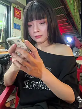lilina520 - Lilina520's free webcam - UK Sex Cams
